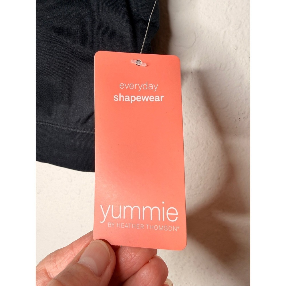 NWT Yummie Nylon Scoop Neck Seamless Bra Wire free Stretch Comfort Sz 1X/2X - Picture 7 of 7